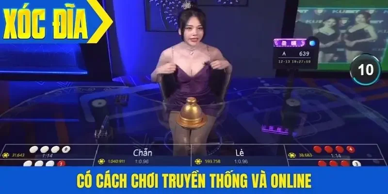 Có cách chơi truyền thống và online